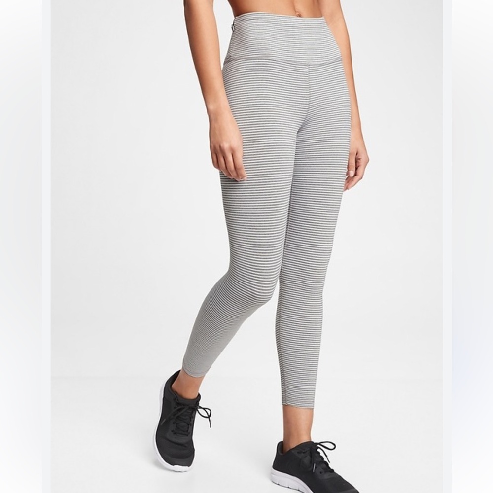 GapFit Eclipse 7/8 Length Legging